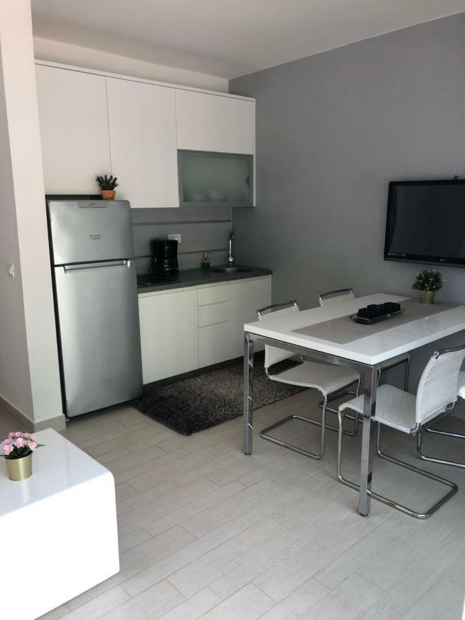 Apartments Don Vantacici Exterior photo